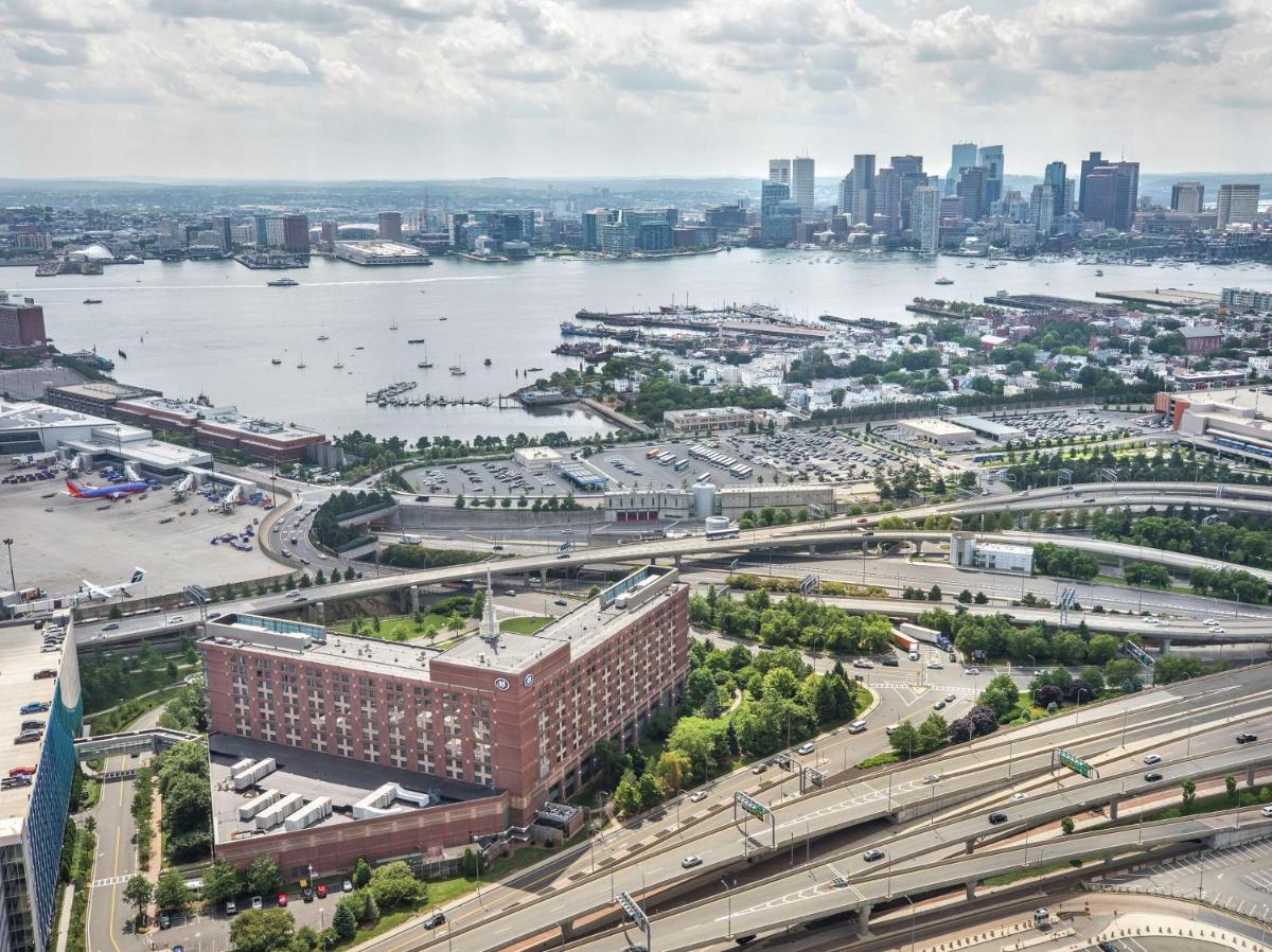 Hilton Boston Logan Airport - image 3