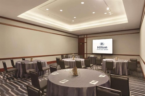 Hilton Boston Logan Airport - image 33
