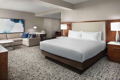 Hilton Boston Logan Airport - image 41