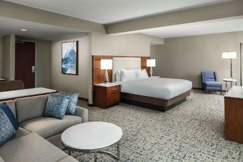 Hilton Boston Logan Airport - image 42