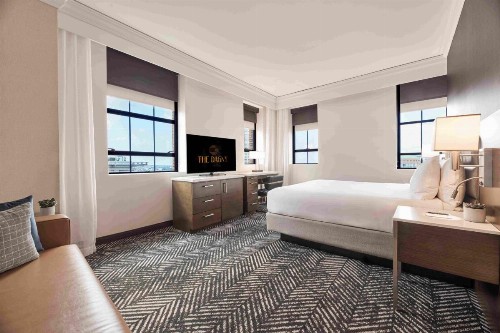 Hilton Boston Downtown/Faneuil Hall - image 13