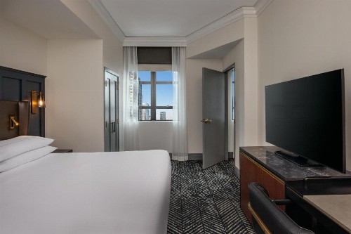 Hilton Boston Downtown/Faneuil Hall - image 29