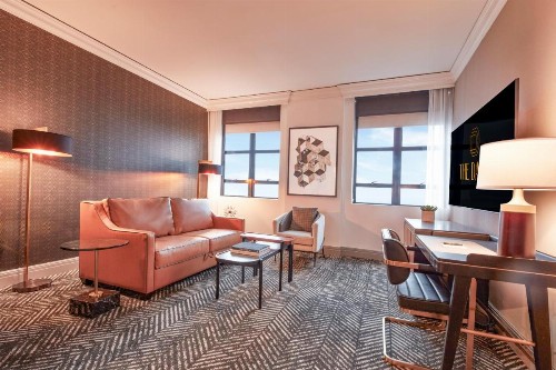 Hilton Boston Downtown/Faneuil Hall - image 9