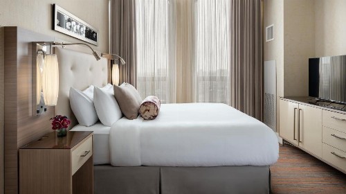 Loews Boston Hotel - image 8