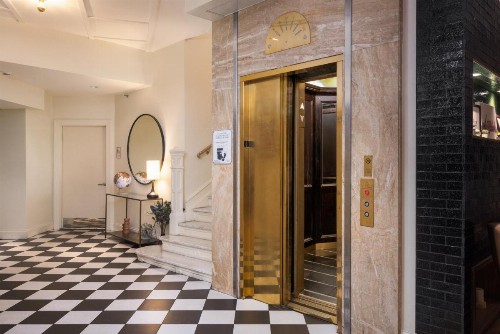 Copley Square Hotel - image 10