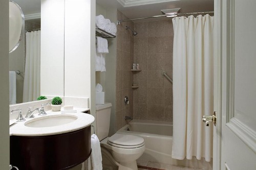 The Lenox Hotel - image 43