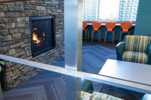The Midtown Hotel - image 2