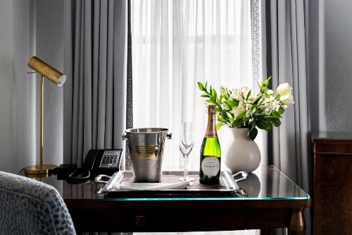 The Eliot Suite Hotel - image 13