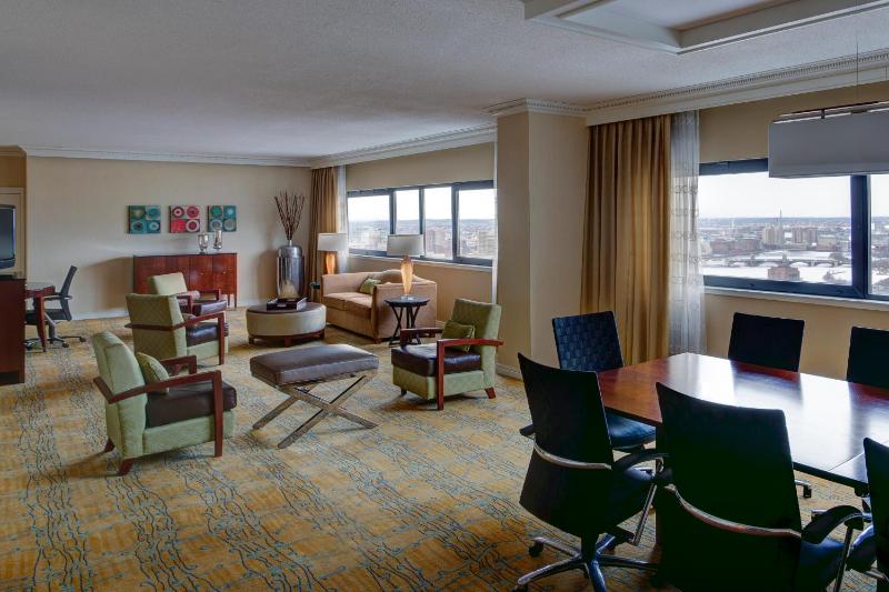 Boston Marriott Copley Place - image 4