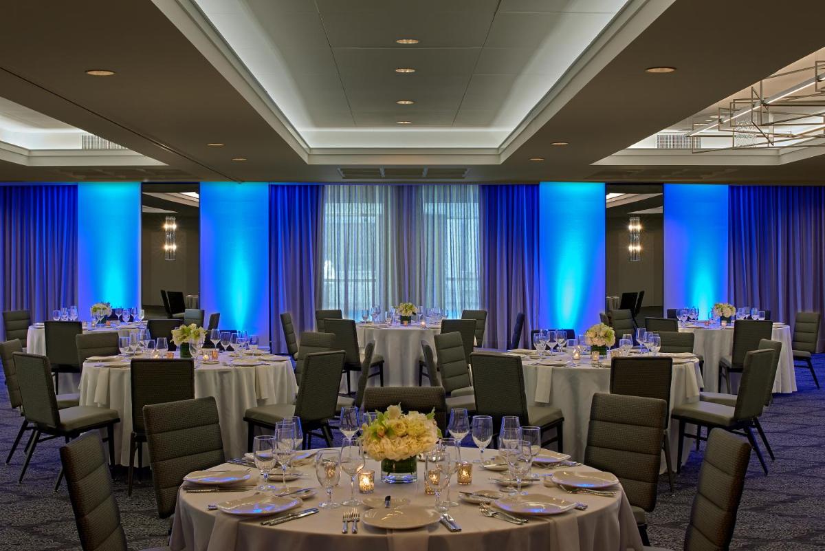 Revere Hotel Boston Common - image 3