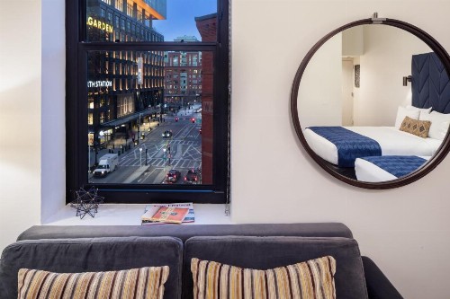 Hotel Indigo Boston Garden an IHG Hotel - image 39