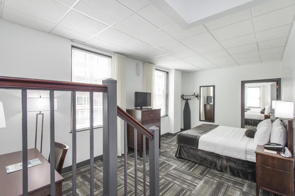 Hotel 140 - image 6