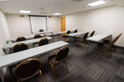 Holiday Inn Express Boston an IHG Hotel - image 42