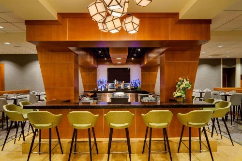 Courtyard by Marriott Boston Logan Airport - image 12