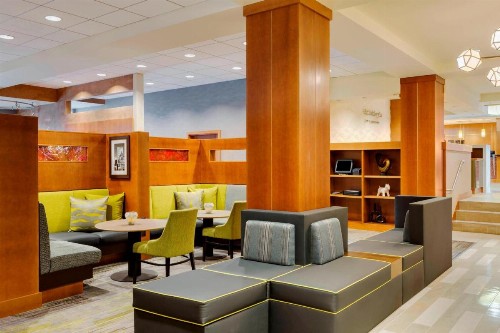 Courtyard by Marriott Boston Logan Airport - image 17
