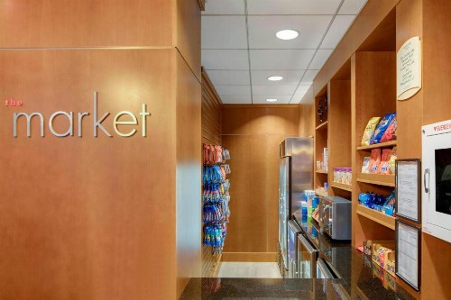Courtyard by Marriott Boston Logan Airport - image 28