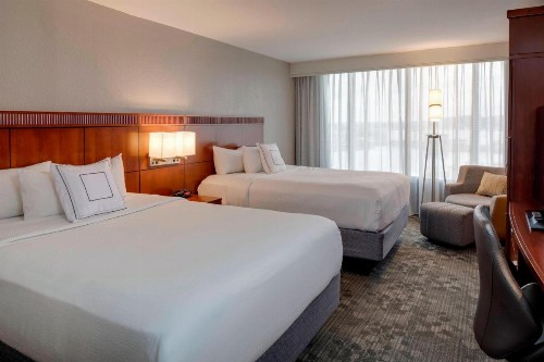 Courtyard by Marriott Boston Logan Airport - image 31
