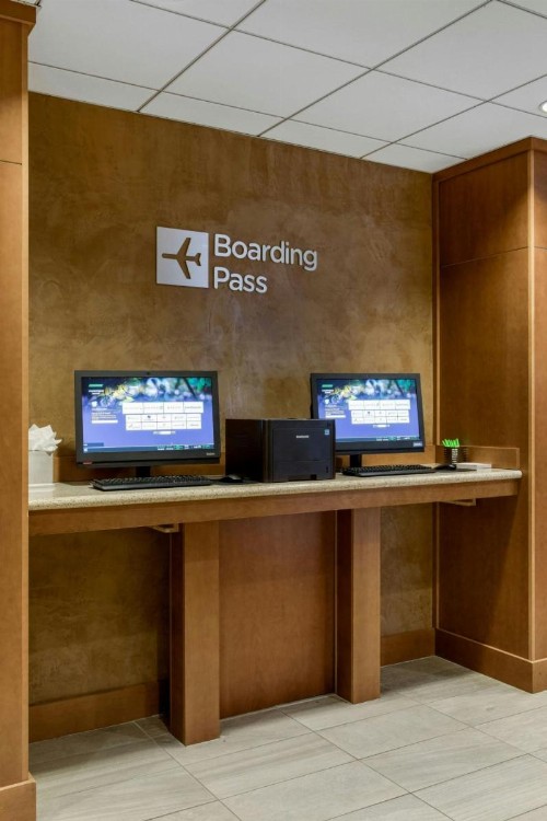 Courtyard by Marriott Boston Logan Airport - image 34