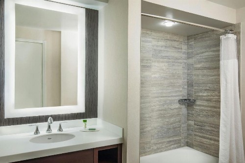 Courtyard by Marriott Boston Downtown - image 30