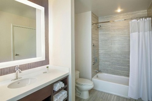 Courtyard by Marriott Boston Downtown - image 32