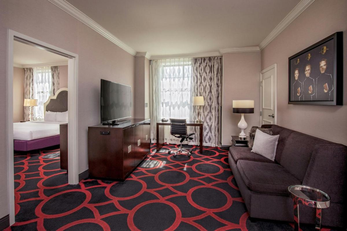 Courtyard by Marriott Boston Downtown - image 4