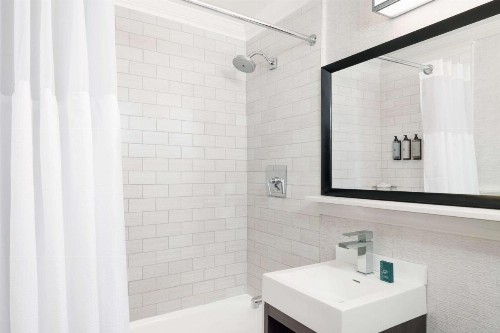 Boston Park Plaza Hotel - image 34