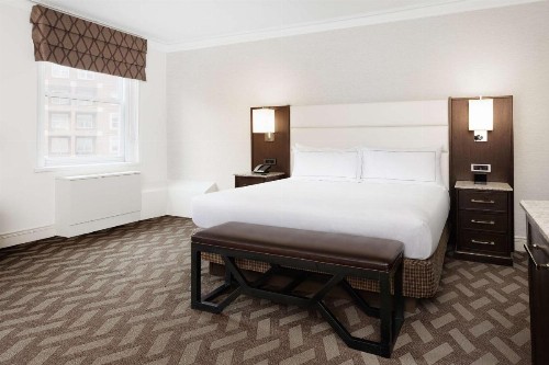 Boston Park Plaza Hotel - image 5