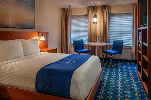 Harborside Inn - image 6
