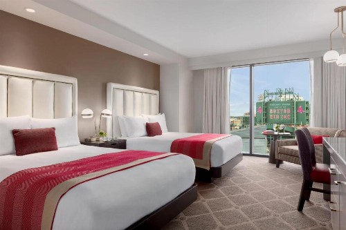Boston Hotel Commonwealth - image 12