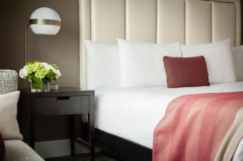 Boston Hotel Commonwealth - image 14