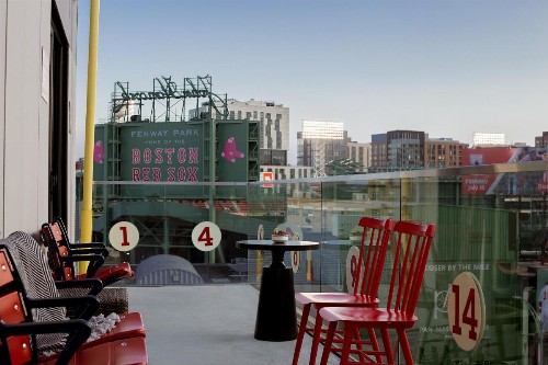 Boston Hotel Commonwealth - image 30