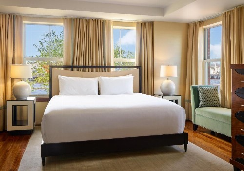 Battery Wharf Hotel Boston Waterfront - image 22