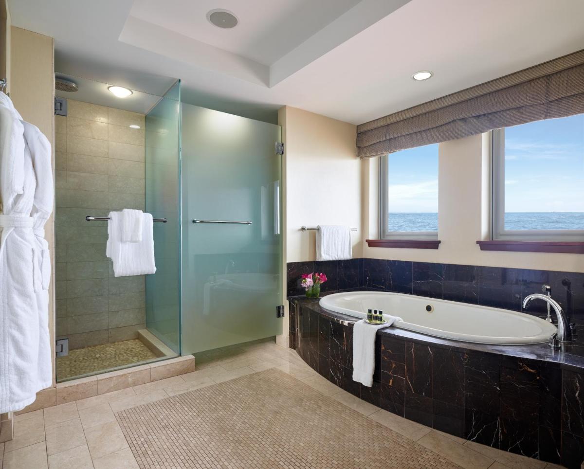 Battery Wharf Hotel Boston Waterfront - image 3