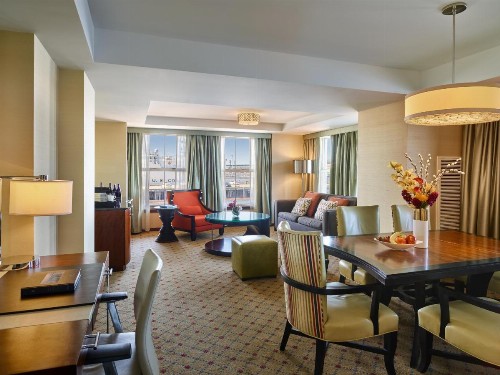 Battery Wharf Hotel Boston Waterfront - image 36