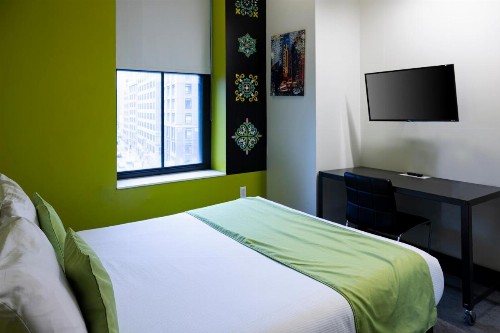 HI Boston Hostel - image 11
