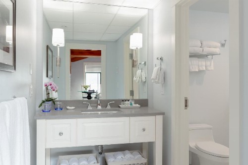 Boston Yacht Haven - image 14