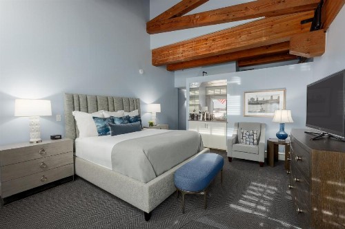 Boston Yacht Haven - image 3