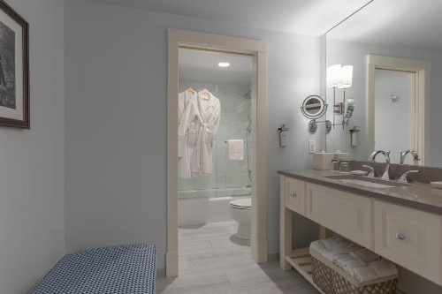 Boston Yacht Haven - image 36