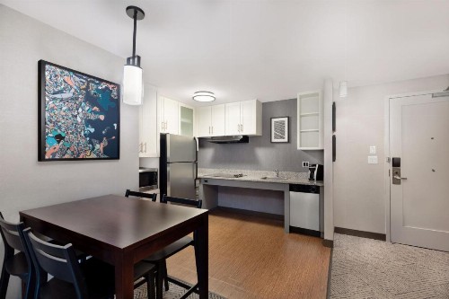 Residence Inn by Marriott Boston Back Bay/Fenway - image 37