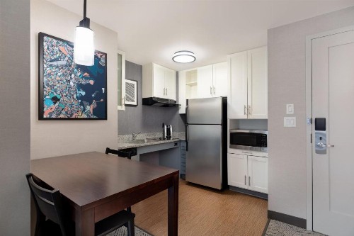 Residence Inn by Marriott Boston Back Bay/Fenway - image 38