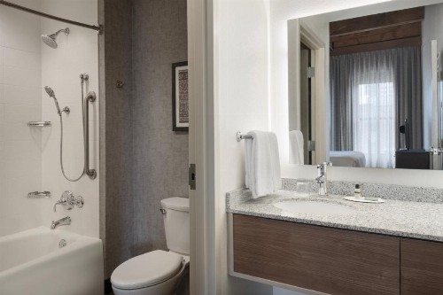 Residence Inn by Marriott Boston Downtown Seaport - image 47