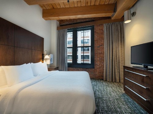 Residence Inn by Marriott Boston Downtown Seaport - image 8
