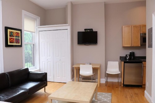 Charming Studio in Boston Brownstone #6 - image 11