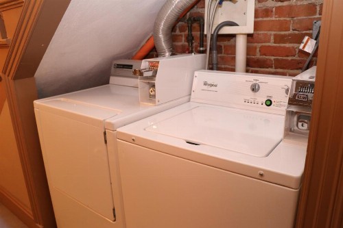 Charming Studio in Boston Brownstone #6 - image 2