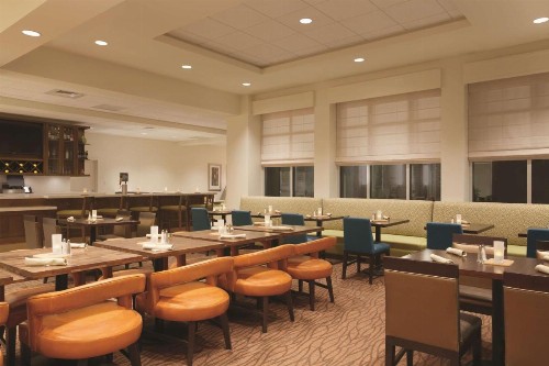 Hilton Garden Inn Boston Logan Airport - image 13