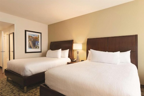 Hilton Garden Inn Boston Logan Airport - image 30