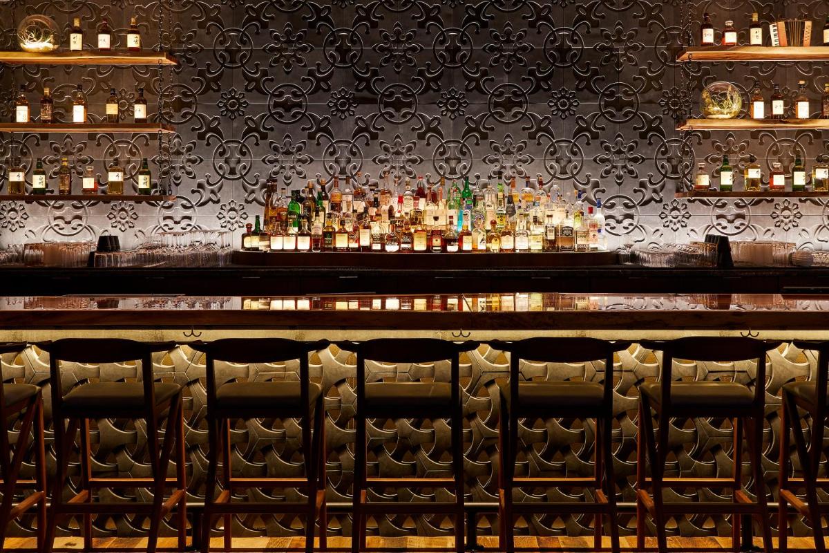 The Godfrey Hotel Boston - main image