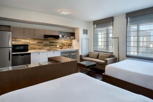 Element Boston Seaport District - image 6