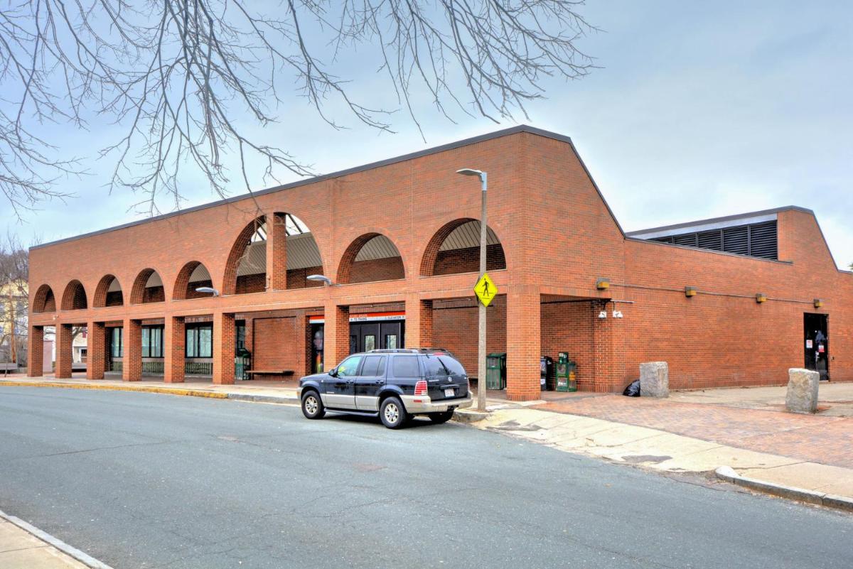 Egleston Square Condo Jamaica Plain - image 4