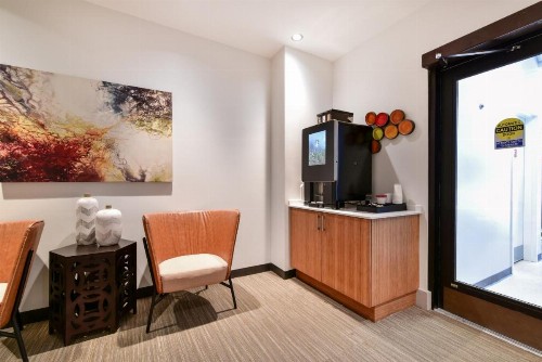 Global Luxury Suites Downtown Boston - image 5